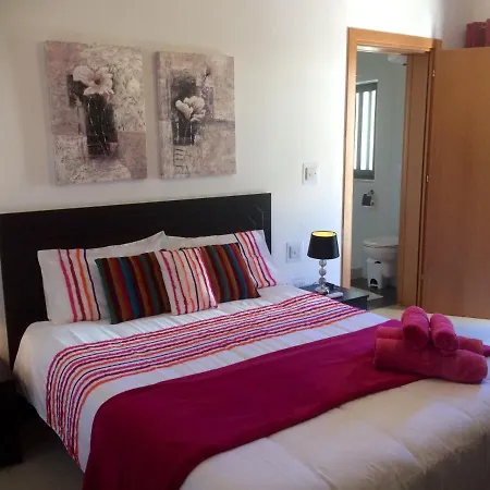 Oceanus Apartment St. Paul's Bay
